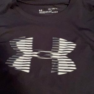 YXL under armour shirt heatgear